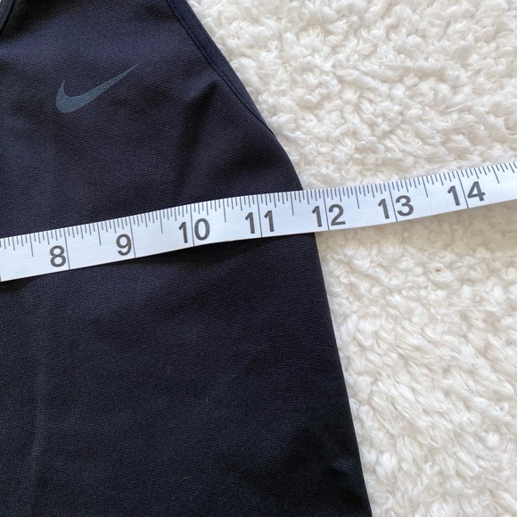 🔹 Nike | Seamless Racerback Tank - Picture 6 of 7